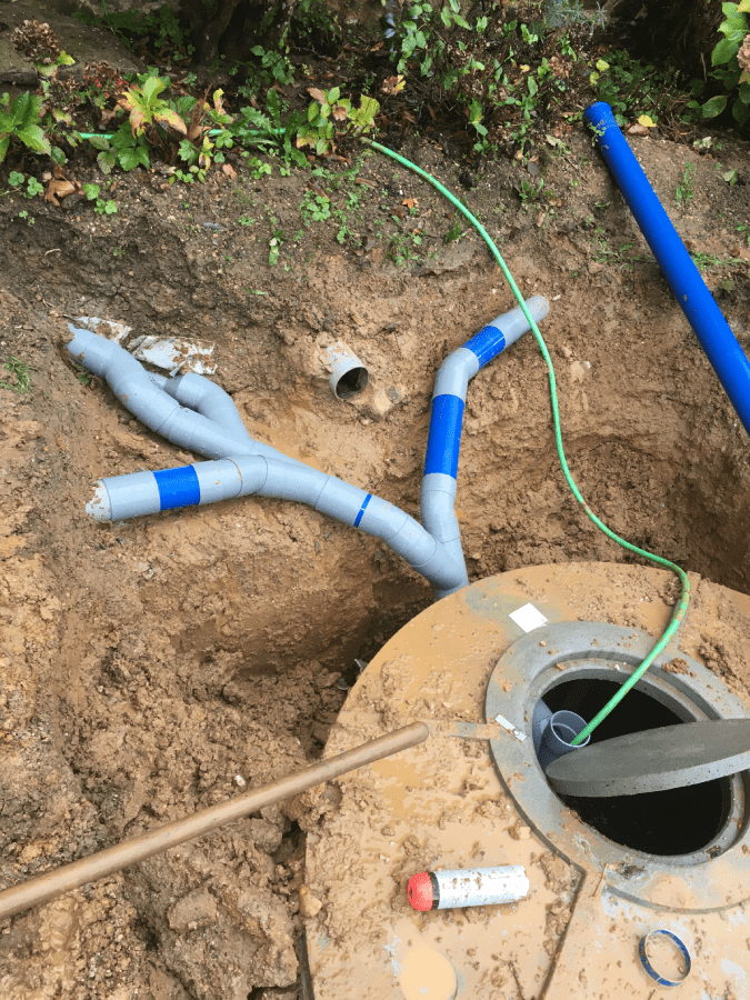 BARRE TP Terrassement Chateau Gontier R 03