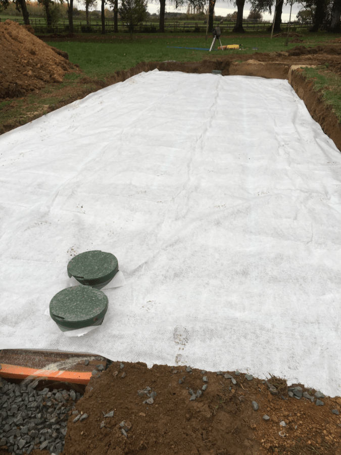 BARRE TP Terrassement Chateau Gontier R 09